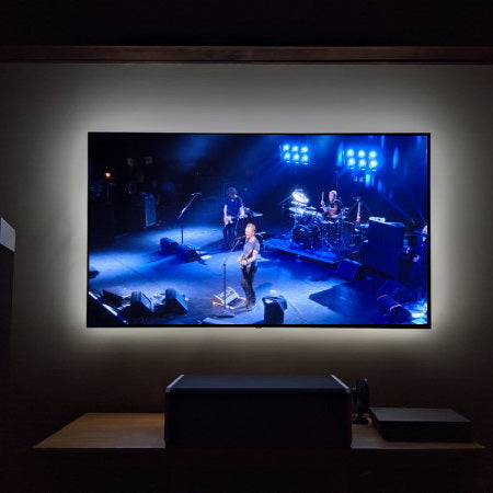 LX1 - Éclairage de confort pour TV